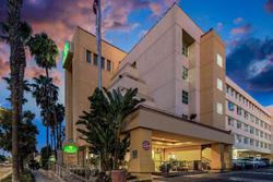 La Quinta Inn & Suites by Wyndham Anaheim