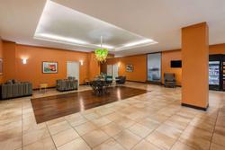 La Quinta Inn & Suites by Wyndham Medical Ctr NW