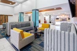 Holiday Inn Express and Suites Williamsburg