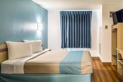 Motel 6 Lincoln City