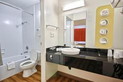 Motel 6 Fresno Blackstone