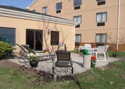 Econo Lodge Inn & Suites Monroe Area