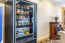 Econo Lodge Inn & Suites Evansville
