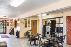 Econo Lodge Lansing - Leavenworth