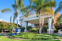 Comfort Suites Vacaville - Napa Valley