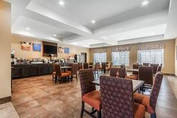 Comfort Inn & Suites Newton