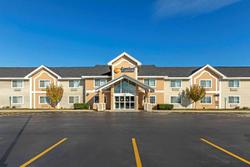Comfort Inn & Suites Jackson - West Bend