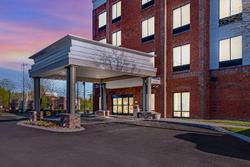 Comfort Suites