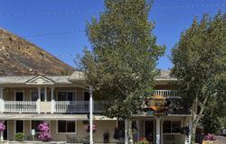 The Parkway Inn