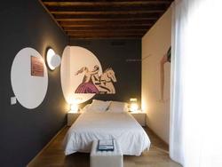 Gar Anat Hotel Boutique