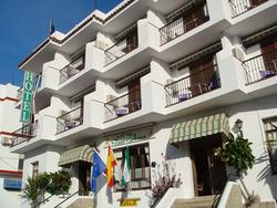 Tres Jotas Conil