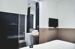 Cosmopolitan Boutique Hostal
