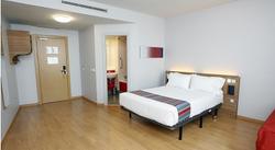 Travelodge Valencia Aeropuerto