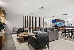 DoubleTree by Hilton New York JFK Airport