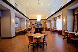 Hampton Inn & Suites Seattle Kent, WA