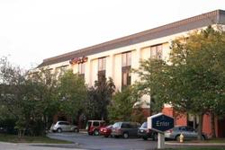 Four Points by Sheraton Chicago Westchester Oak