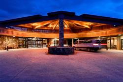 DoubleTree by Hilton Hotel Missoula Edgewater