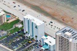 Holiday Inn Express & Suites Oceanfront