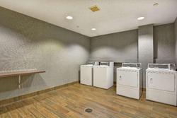 Hampton Inn & Suites Newark-Harrison-Riverwalk