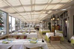 Rovira Hotel