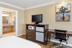 Best Western China Lake Inn