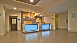 Holiday Inn Express and Suites Evansville North
