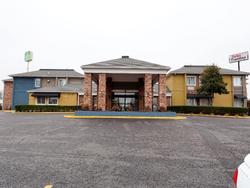 Wingfield Inn and SuitesAtrium Gardens