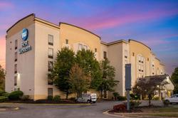 BEST WESTERN Louisville East Inn & Suites