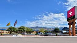 Magnuson Hotel Alamogordo Suites