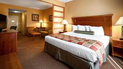 Best Western Plus University Park Inn & Suites