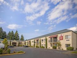 Best Western Plus Plaza By The Green
