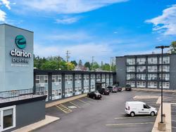 Clarion Pointe Rhinelander Downtown