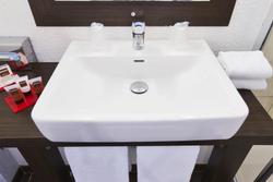 KYRIAD Design ENZO REIMS - Tinqueux