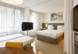B&B HOTEL Rueil-Malmaison Gare