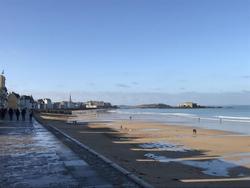 Kyriad Saint Malo Plage