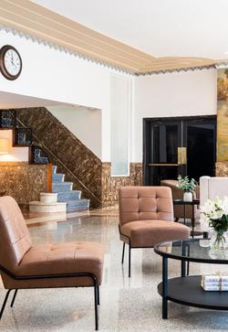 Essex House Hotel