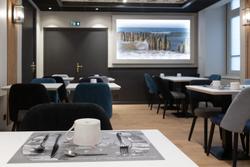 De L'univers Hotel
