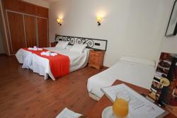 La Bodega Hotel
