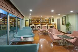 Lara Dinc Hotel
