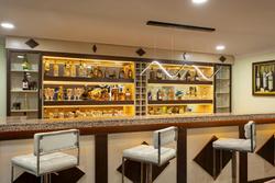 Lara Dinc Hotel