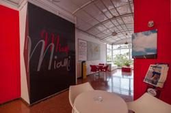 Apartamentos Miami