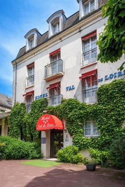 Hotel Val De Loire