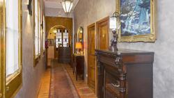 Hostal Girona