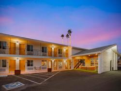 The Kennedy Tucson SureStay Collection by BW