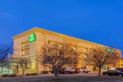 La Quinta Inn Suites Wyndham Chicago Tinley Park