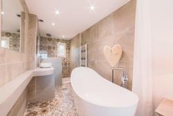 Font Mourier Hotel