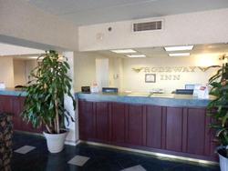 Red Roof PLUS & Suites Virginia Beach - Seaside
