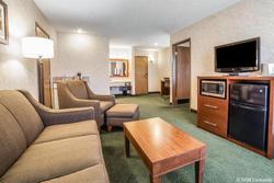 Yellowstone River Inn & Suites
