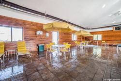 Yellowstone River Inn & Suites