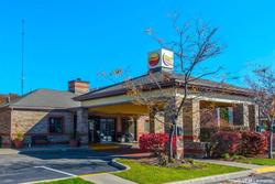 Comfort Inn & Suites Erie - Splash Harbor Indoor W